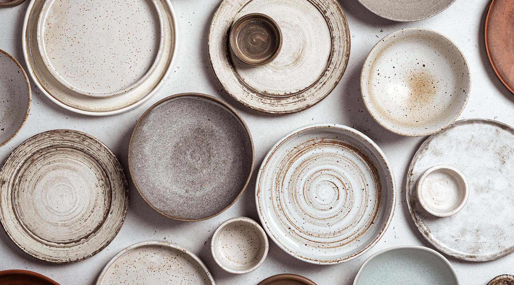 Why Stoneware Is It the Perfect Choice for Everyday Use?