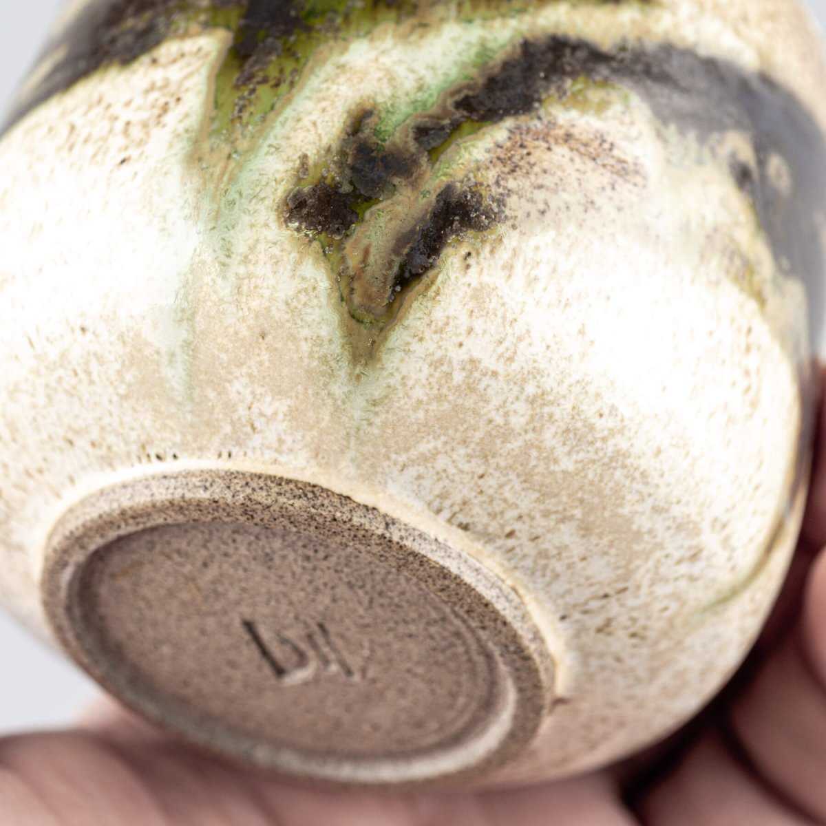 Artisan stoneware coffee and tea mug with refined craftsmanship and luxury finish.