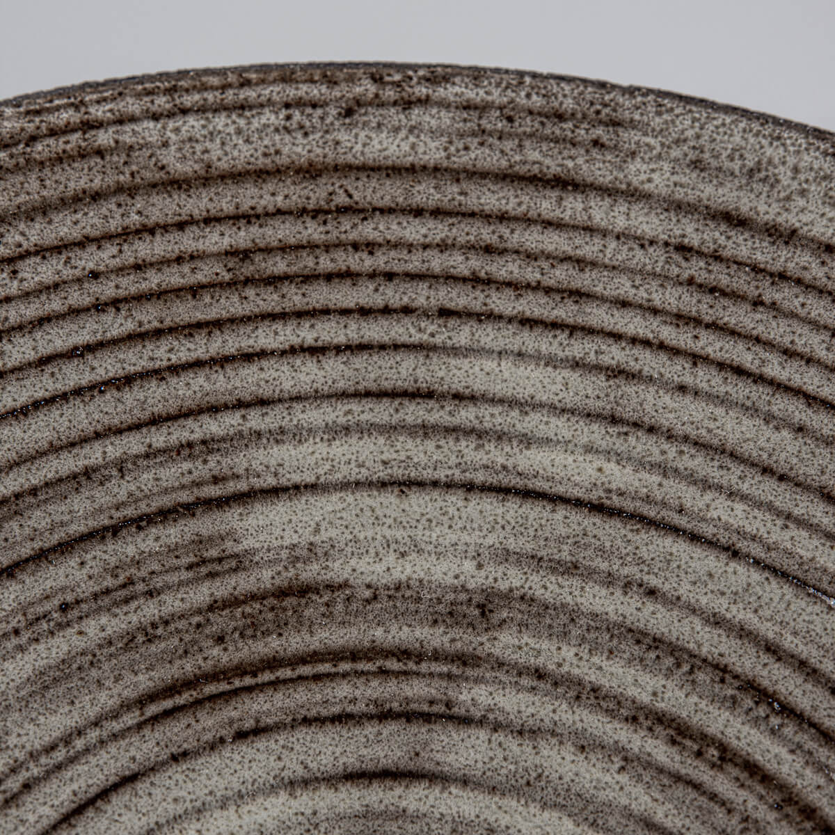Premium stoneware dinner plate designed for top chefs and exclusive dining experiences.