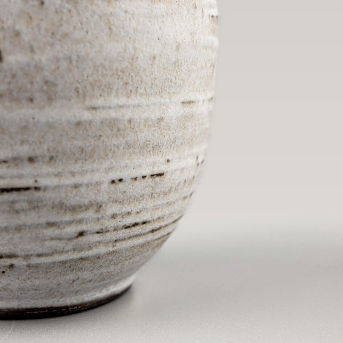 Timeless handmade mug with minimalist design, suited for private collectors and boutique hotel dining.