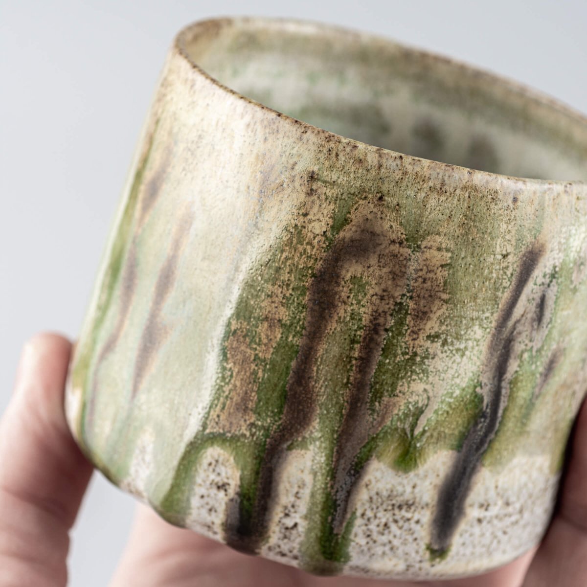 Luxury tableware ceramic mug for private collectors, restaurants, and home dining.