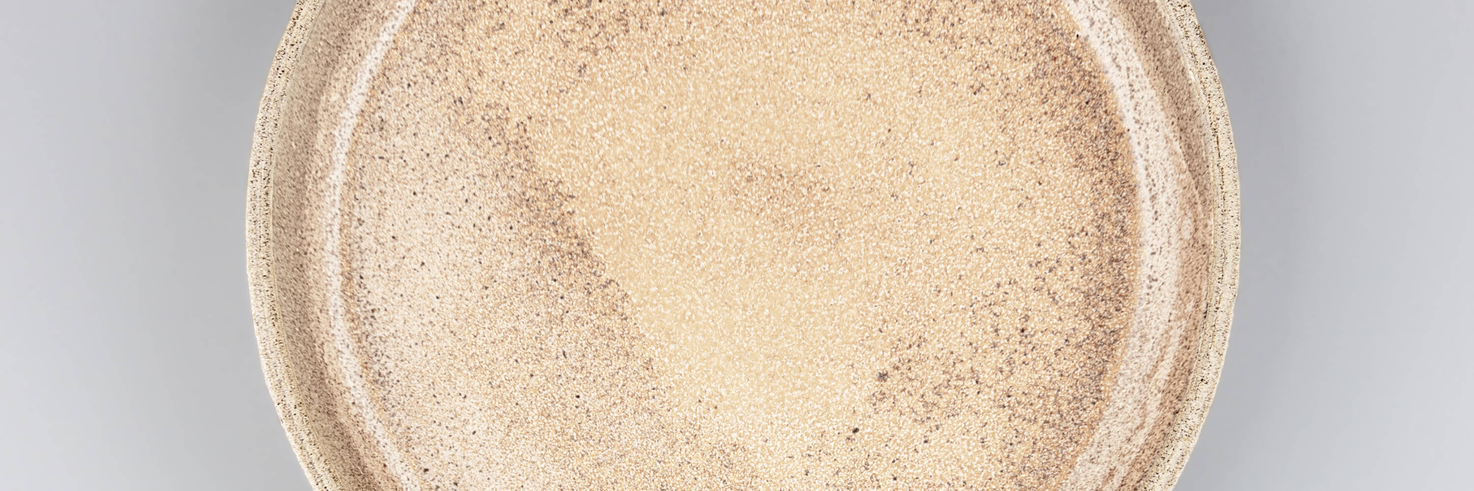 Luxury handmade ceramic dinnerware sets crafted in stoneware, designed for fine dining restaurants, boutique hotels, and design-conscious homes.